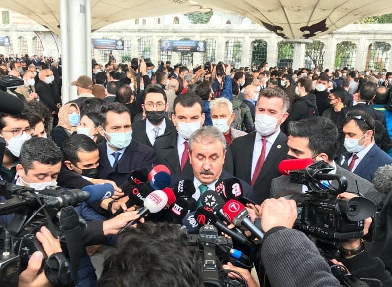 Özdemir Bayraktar’ın cenaze törenine katıldık